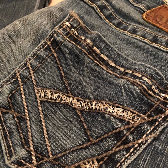 Women’s jeans - Picture 2 of 5